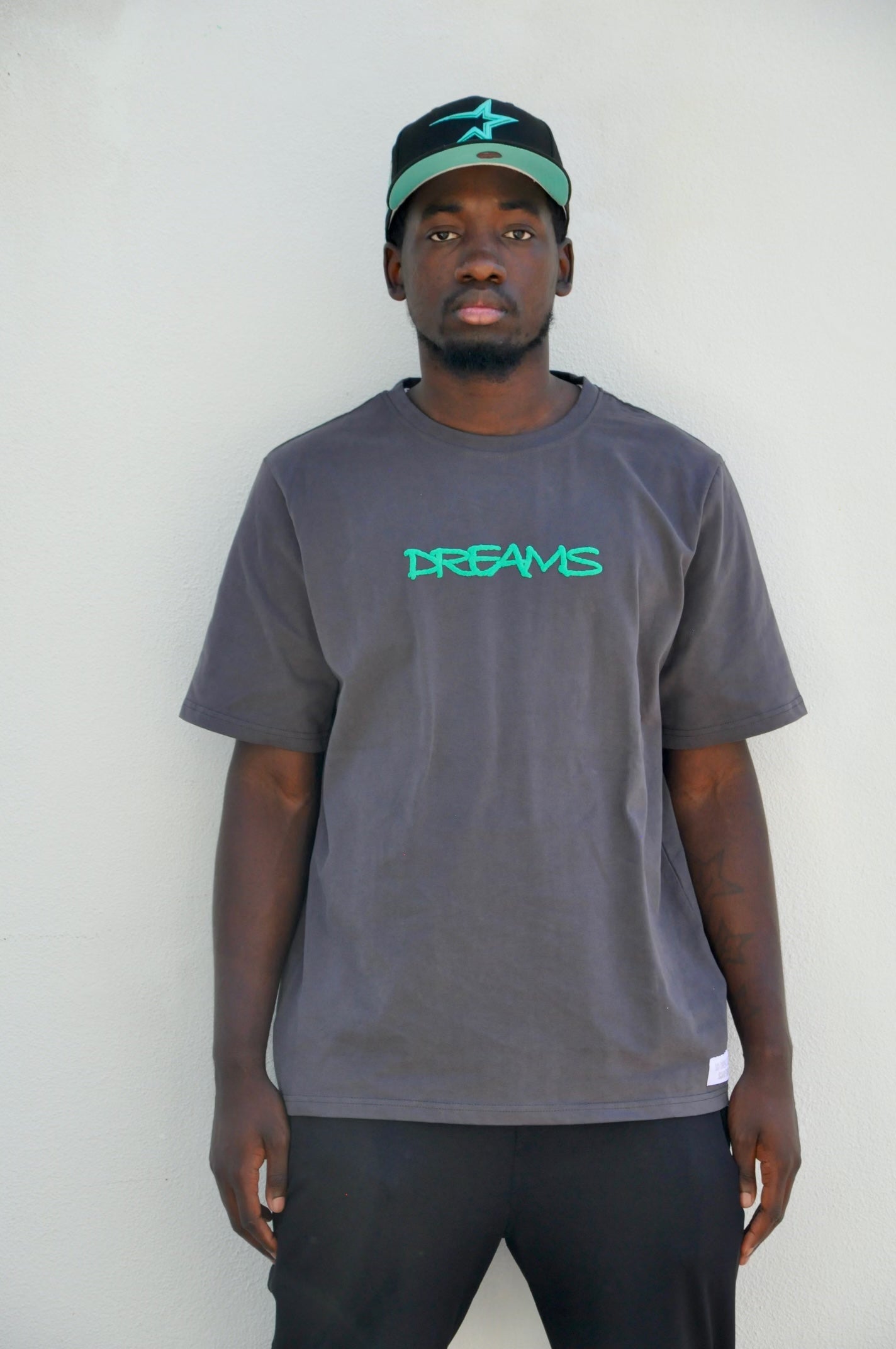 DREAMS OVERSIZED